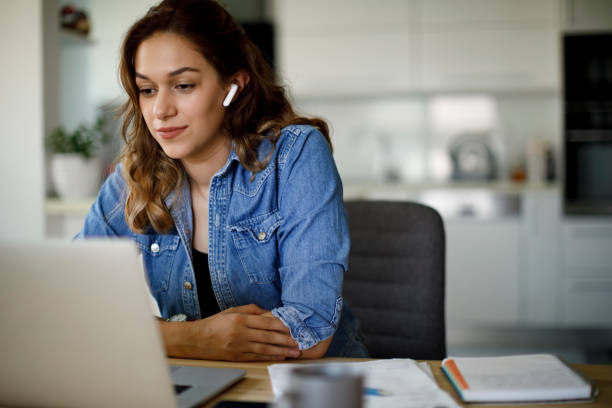 Best Online Courses for Pakistani Students (Free & Paid Options)